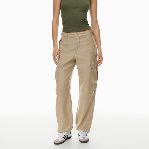 TNA (Aritzia) cargo pants - Picture 1 of 4